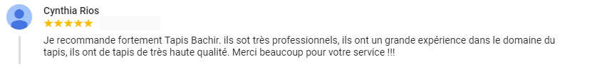 Témoignage cinq étoiles de clients très heureux.